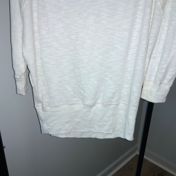 Free People We the Free oversized Palisades Off-The-Shoulder Shirt Sz L - Picture 7 of 7